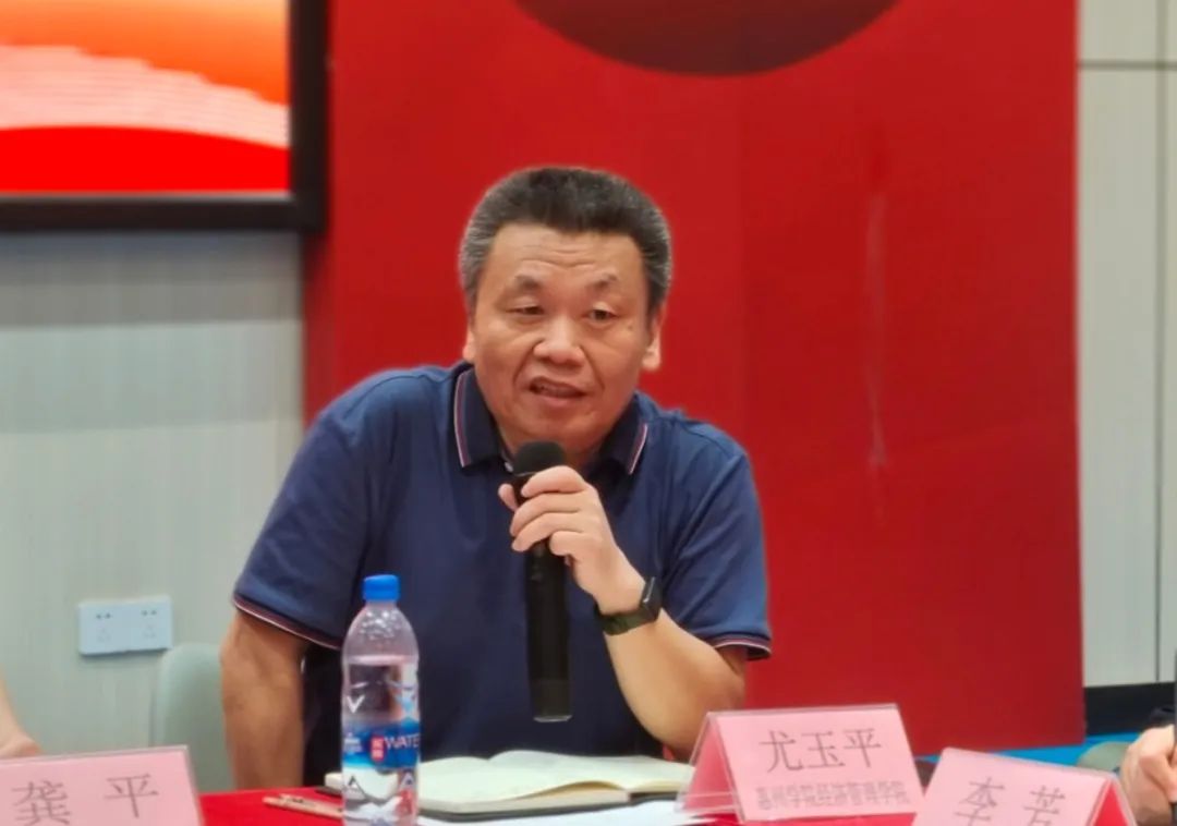 惠州Z6·尊龙电商校行企共育人才——惠州学院师生深入Z6·尊龙电商行业开展交流(图3)