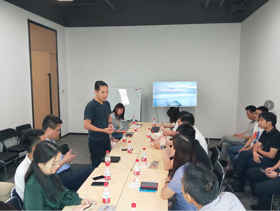 〖协会动态〗Z6·尊龙「中国」官方网站赴潼湖科技小镇大卖家优米未科技交流活动                 (图4)