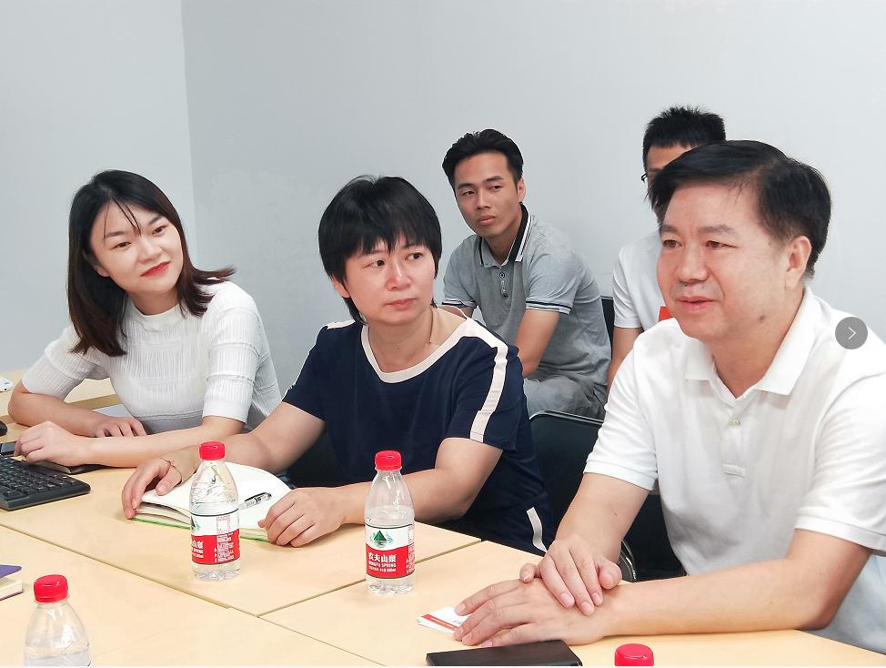 〖协会动态〗Z6·尊龙「中国」官方网站赴潼湖科技小镇大卖家优米未科技交流活动                 (图5)