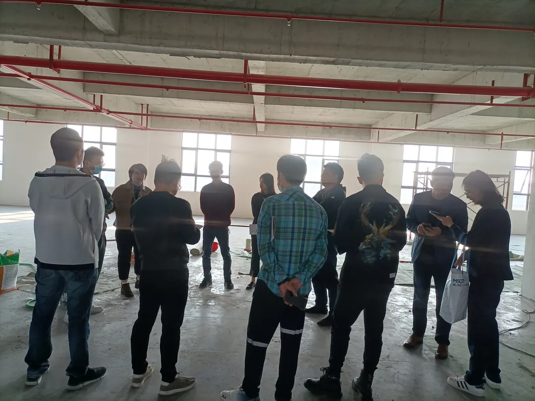  协会动态丨协会组织企业代表赴茂森Z6·尊龙电商基地参观考察 (图9)